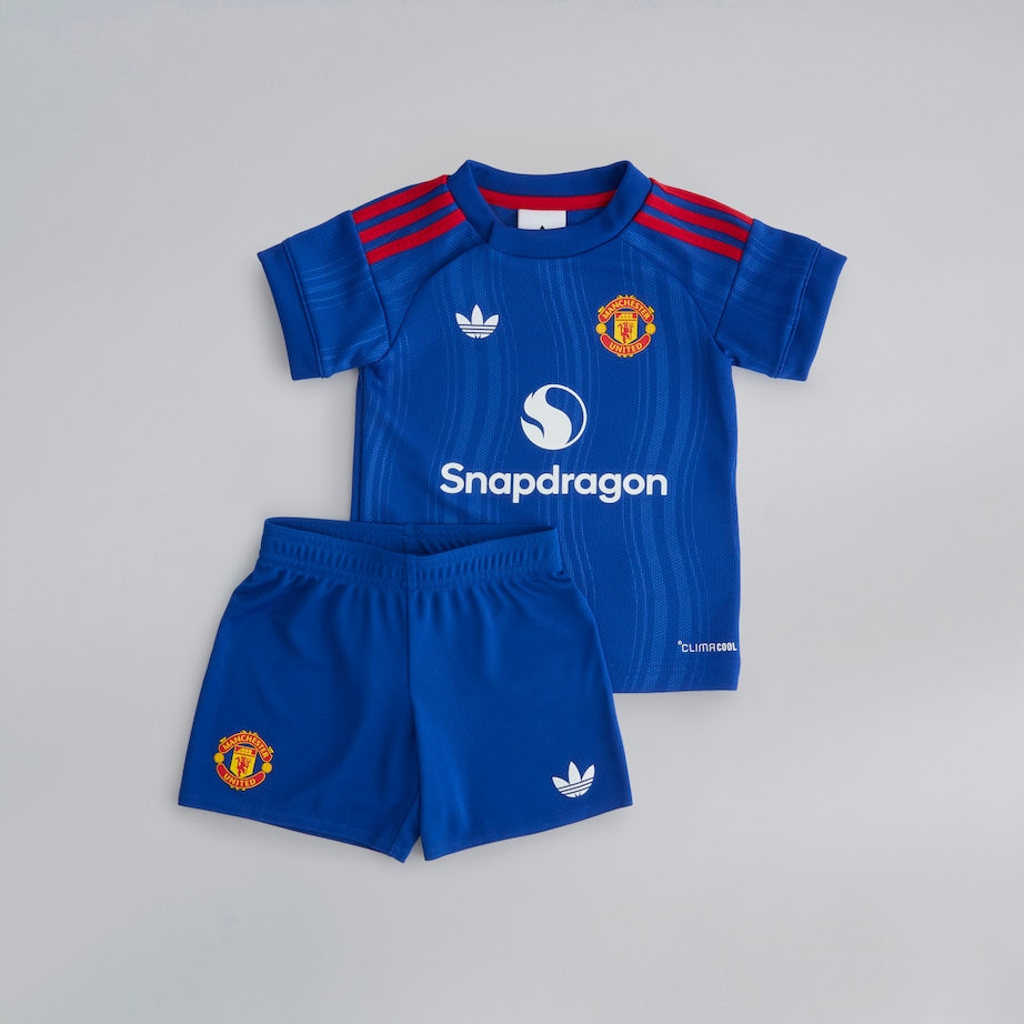 Manchester United Away Kit Including Socks
